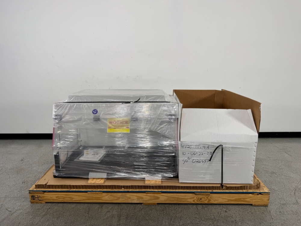 Image of Unused Flow Sciences Top Mounted Balance Enclosure